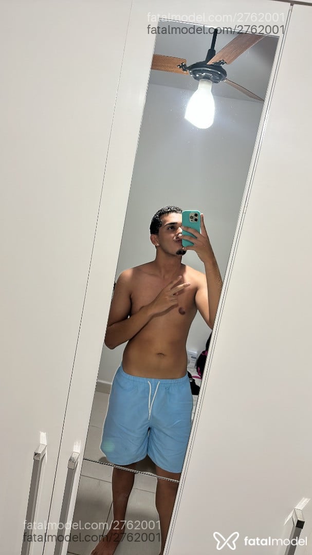 Acompanhante homem morena (o) de olhos castanhos em Maringá - Lucas Santos