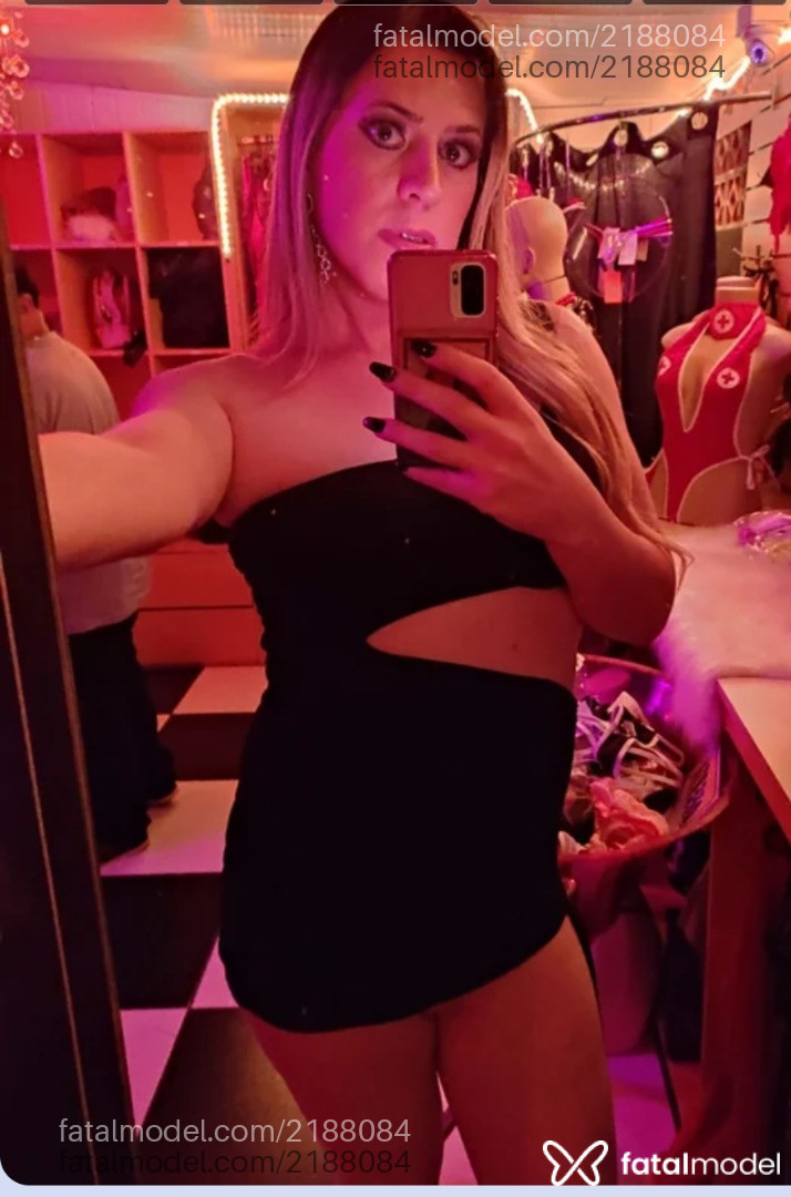 Acompanhante mulher trans loira (o) de olhos verdes em Curitiba - Stefany Strela