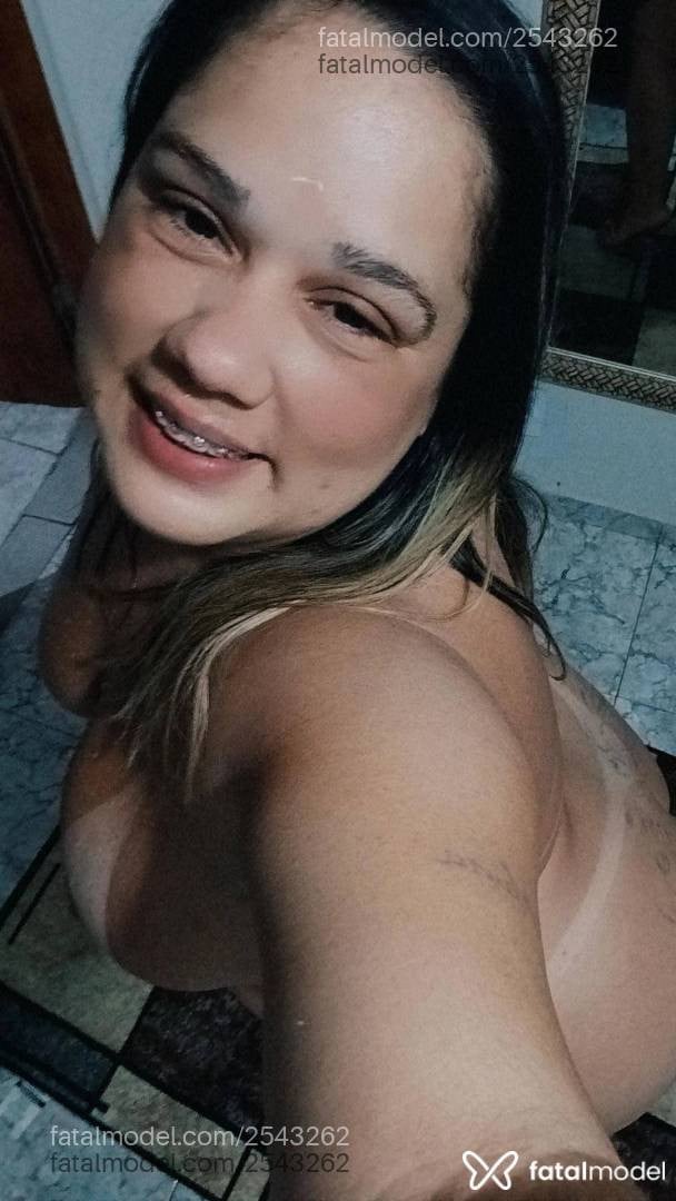 Acompanhante mulher loira (o) de olhos castanhos - Gabriela Ferraz