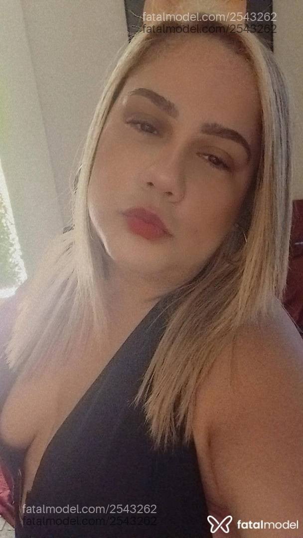Acompanhante mulher loira (o) de olhos castanhos - Gabriela Ferraz