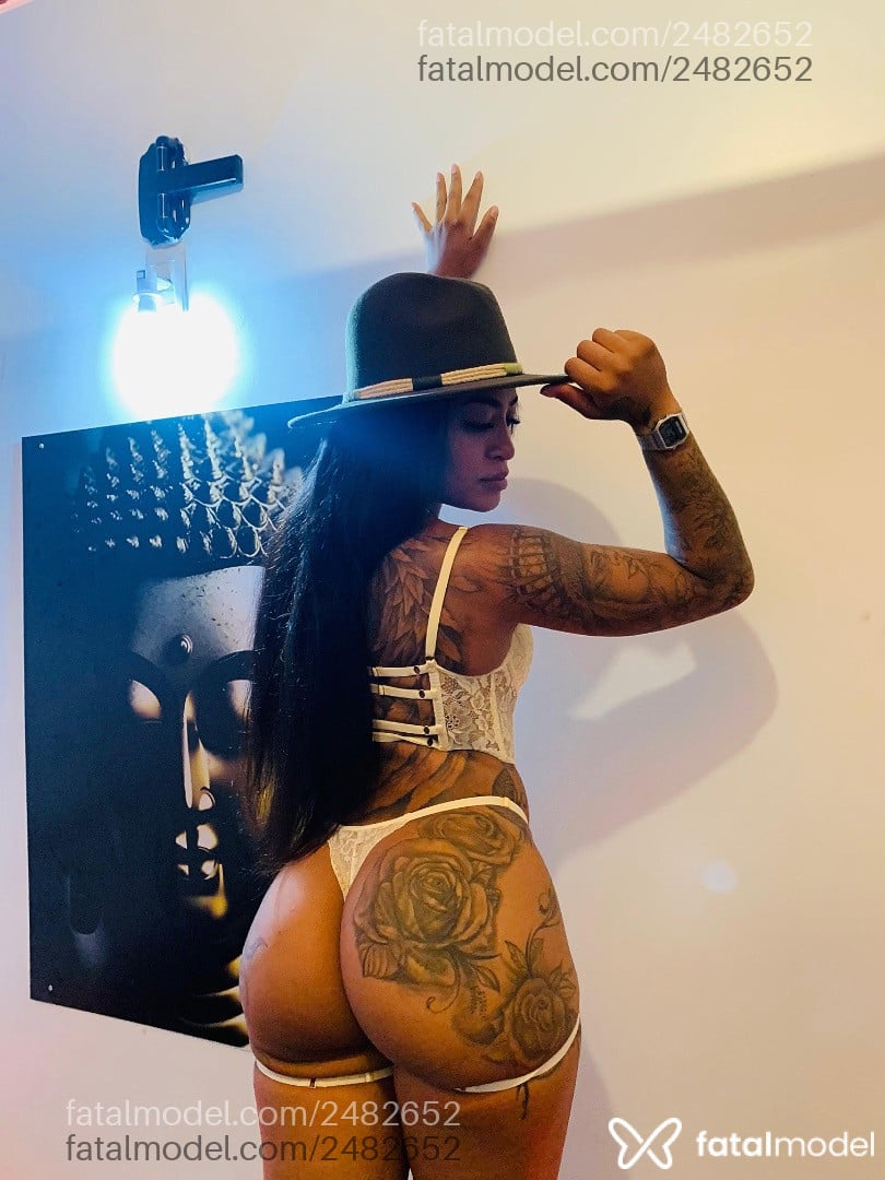 Acompanhante mulher morena (o) de olhos castanhos em Canoas - Victoria Barreto