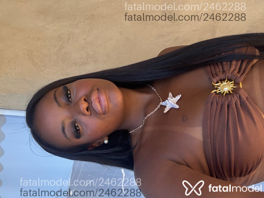 Acompanhante mulher com cabelo castanho de olhos pretos em Rio de Janeiro - Melissa