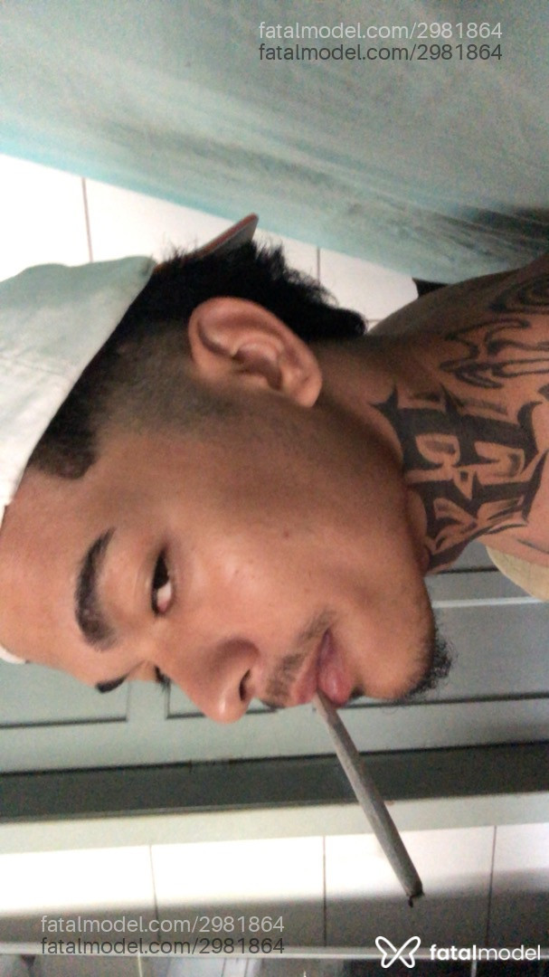 Acompanhante homem morena (o) de olhos pretos - Thiago Lima Acompanhante homem morena (o) de olhos pretos - Thiago Lima