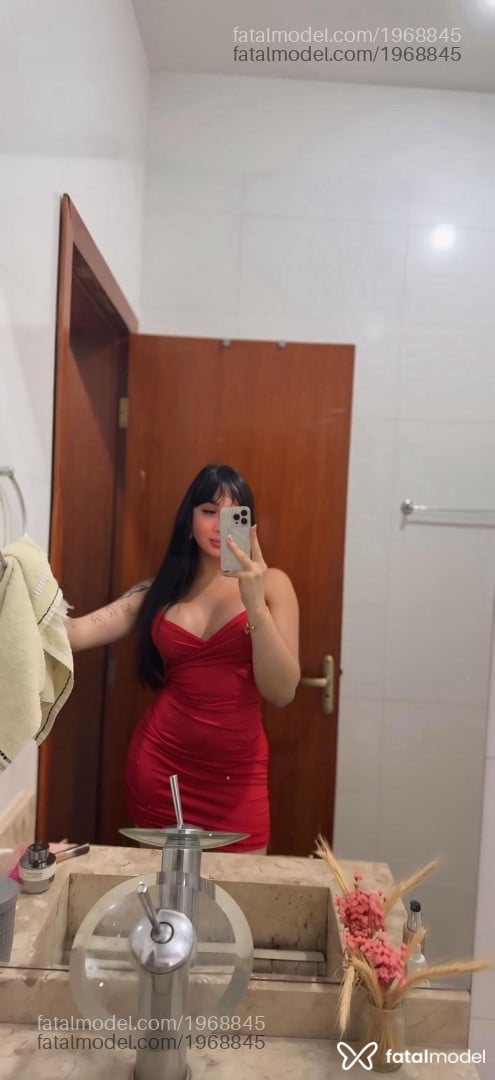 Acompanhante mulher trans morena (o) de olhos castanhos em Belo Horizonte - Isabelle Santos