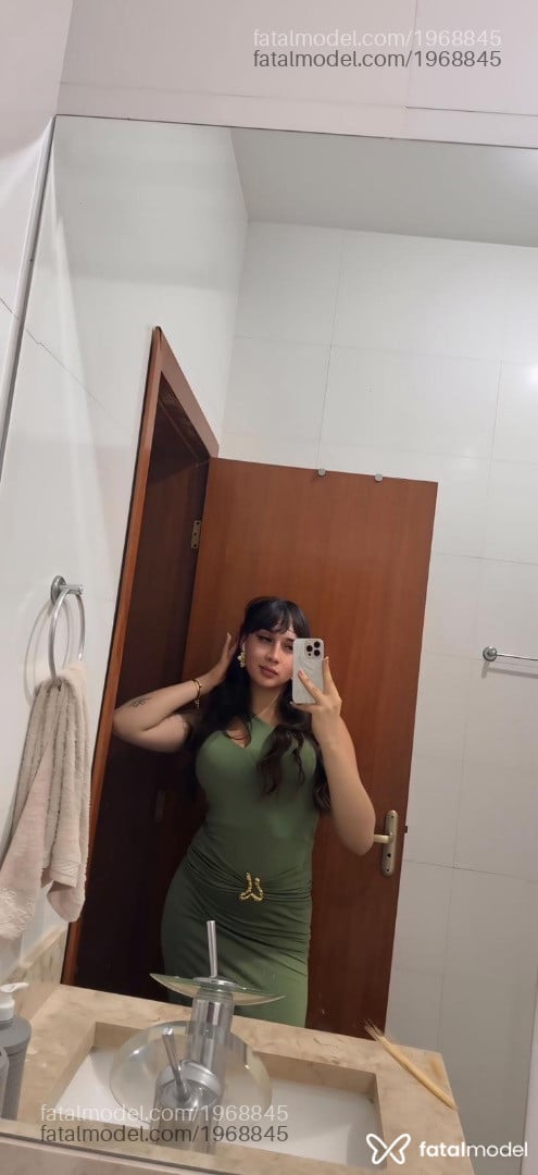 Acompanhante mulher trans morena (o) de olhos castanhos em Belo Horizonte - Isabelle Santos