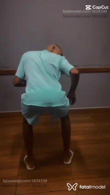 Acompanhante homem morena (o) de olhos castanhos em Jardinópolis Acompanhante homem morena (o) de olhos castanhos em Jardinópolis - Layon