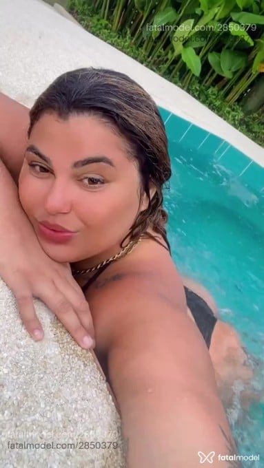 Acompanhante mulher loira (o) de olhos castanhos em Caraguatatuba Acompanhante mulher loira (o) de olhos castanhos em Caraguatatuba - Melzinhaa