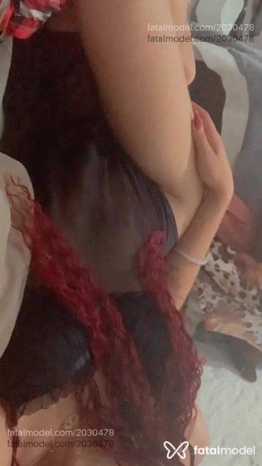 Acompanhante mulher trans ruiva (o) de olhos castanhos em Sinop Acompanhante mulher trans ruiva (o) de olhos castanhos em Sinop - Cheryl