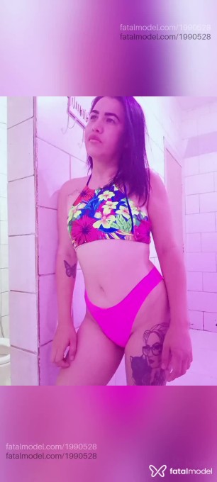 Acompanhante mulher com cabelo castanho de olhos castanhos em Belo Horizonte - Katrina