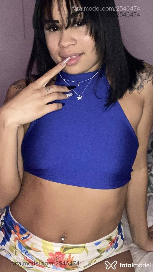 Acompanhante mulher morena (o) de olhos castanhos - Eliza