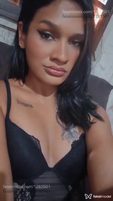 Acompanhante mulher trans morena (o) de olhos castanhos em Nova Esperança - Amanda Gabriela