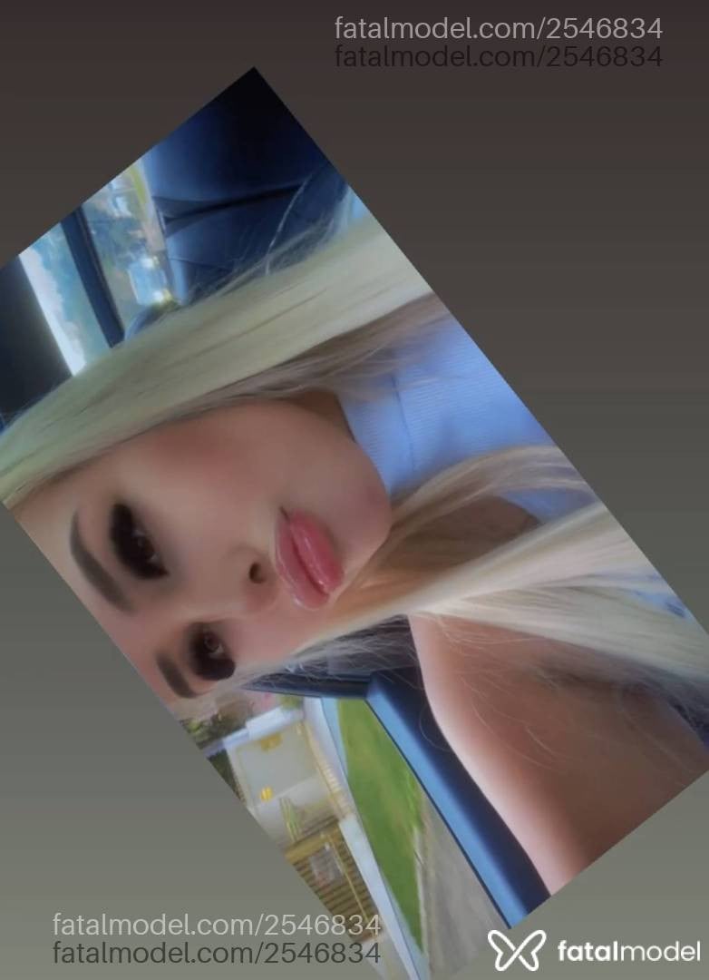 Acompanhante mulher loira (o) de olhos mel em Itajaí Acompanhante mulher loira (o) de olhos mel em Itajaí - Luiza