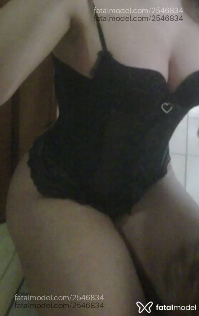 Acompanhante mulher loira (o) de olhos mel - Luiza