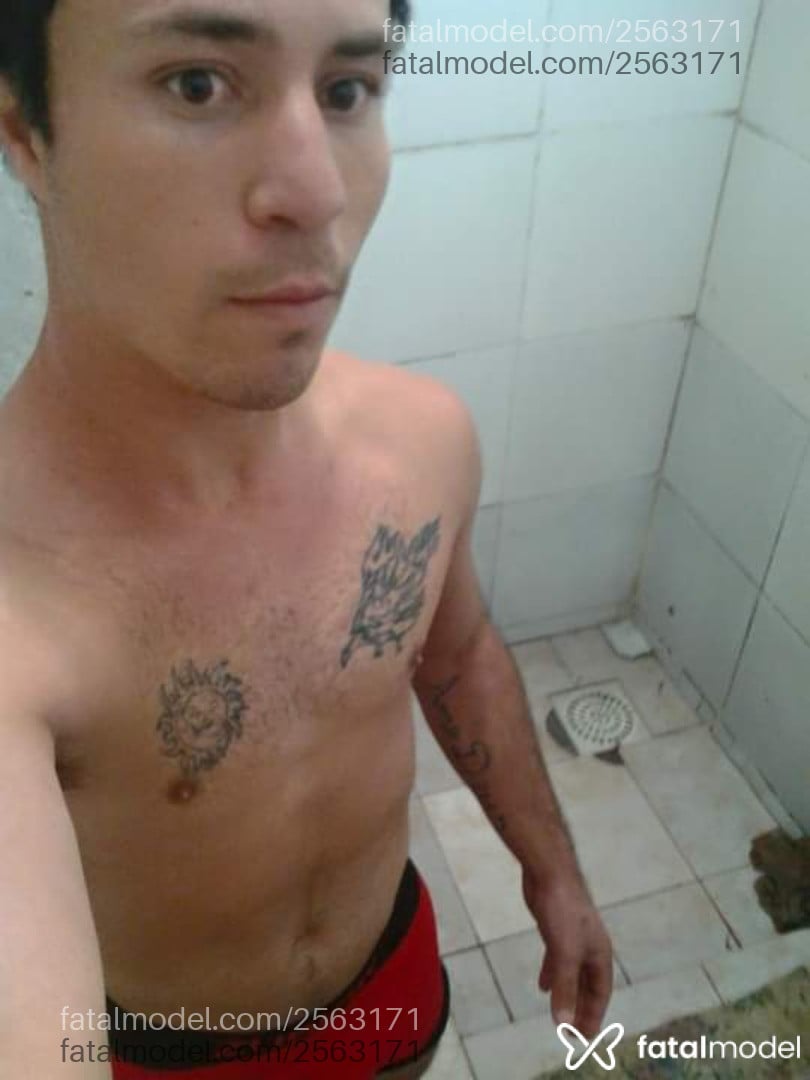 Acompanhante homem com cabelo castanho de olhos castanhos em Rosário do Sul Acompanhante homem com cabelo castanho de olhos castanhos em Rosário do Sul - Lucas