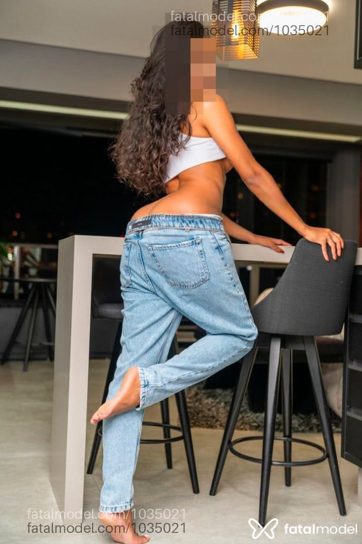 Acompanhante mulher morena (o) de olhos castanhos em São Paulo - Anne Laronde