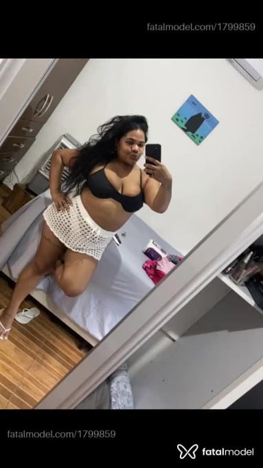 Acompanhante mulher morena (o) de olhos pretos em Belo Horizonte - Tiane