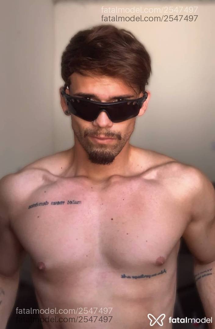 Acompanhante homem loira (o) de olhos castanhos em São Paulo Acompanhante homem loira (o) de olhos castanhos em São Paulo - Matheus Kanayama