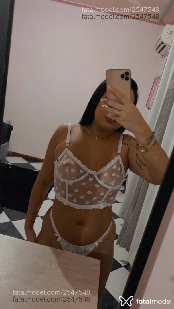 Acompanhante mulher morena (o) de olhos pretos - Bianca