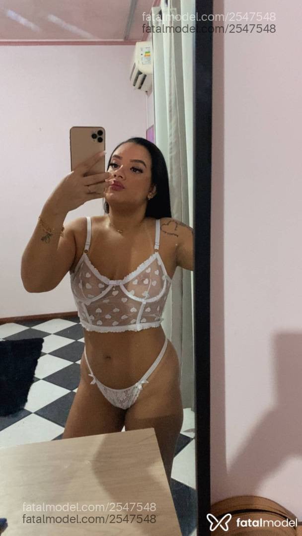 Acompanhante mulher morena (o) de olhos pretos - Bianca