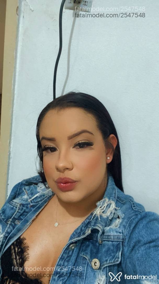 Acompanhante mulher morena (o) de olhos pretos - Bianca