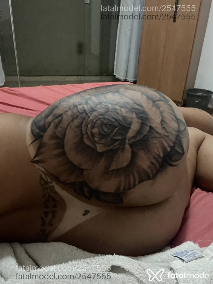 Acompanhante mulher morena (o) de olhos castanhos - Tatiane
