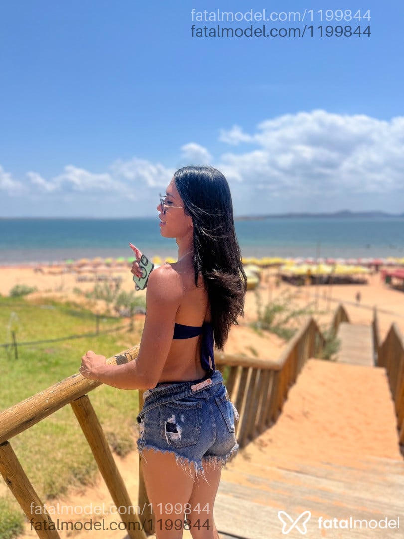 Acompanhante mulher trans morena (o) de olhos castanhos - Angel Acompanhante mulher trans morena (o) de olhos castanhos - Angel