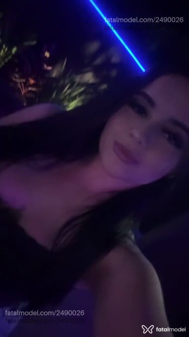 Acompanhante mulher morena (o) de olhos castanhos em Estrela - Natália