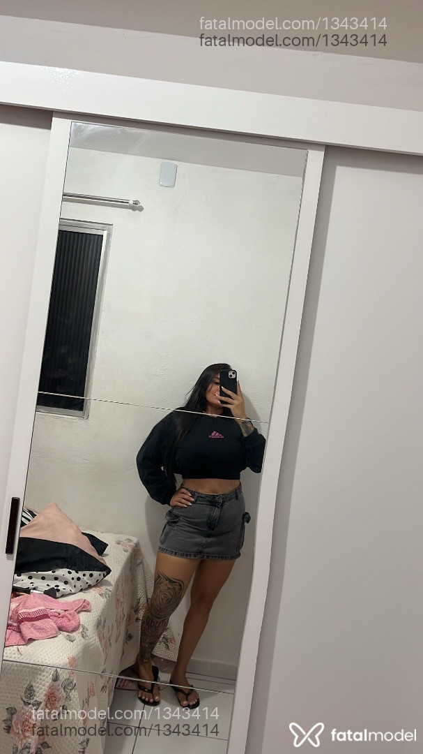 Acompanhante mulher morena (o) de olhos pretos - Larissa Acompanhante mulher morena (o) de olhos pretos - Larissa