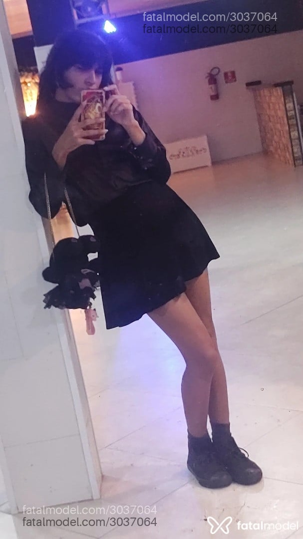 Acompanhante mulher trans morena (o) de olhos pretos em Guarujá - Vampira
