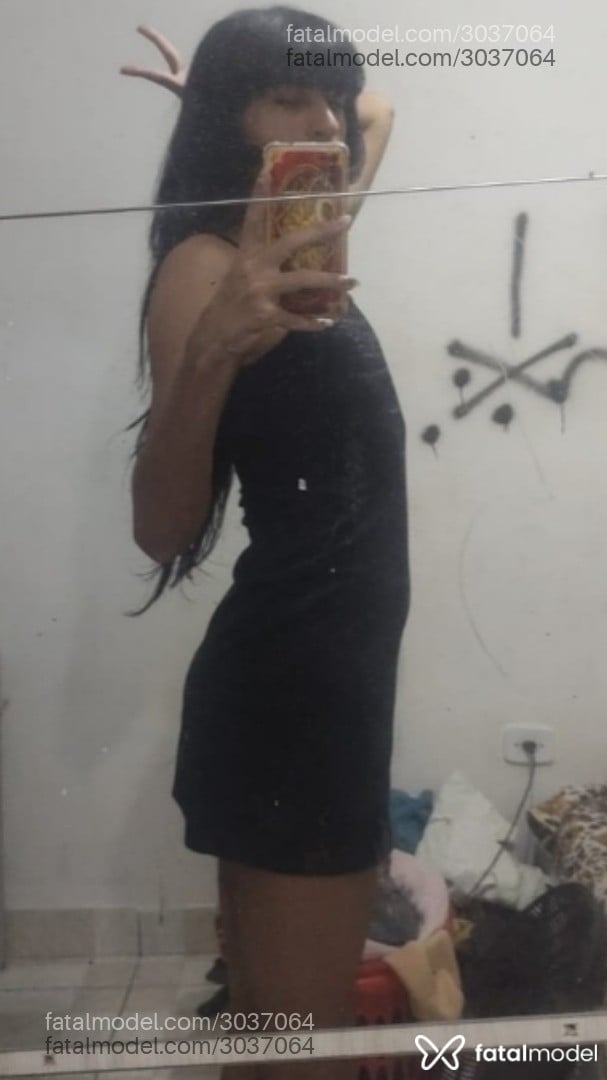 Acompanhante mulher trans morena (o) de olhos pretos em Guarujá - Vampira