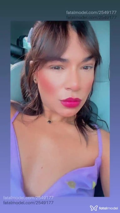 Acompanhante mulher com cabelo castanho de olhos castanhos em Nova Serrana - Francynni Satil