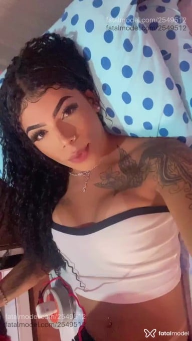 Acompanhante mulher trans morena (o) de olhos castanhos em Uberlândia - Laura Luiza