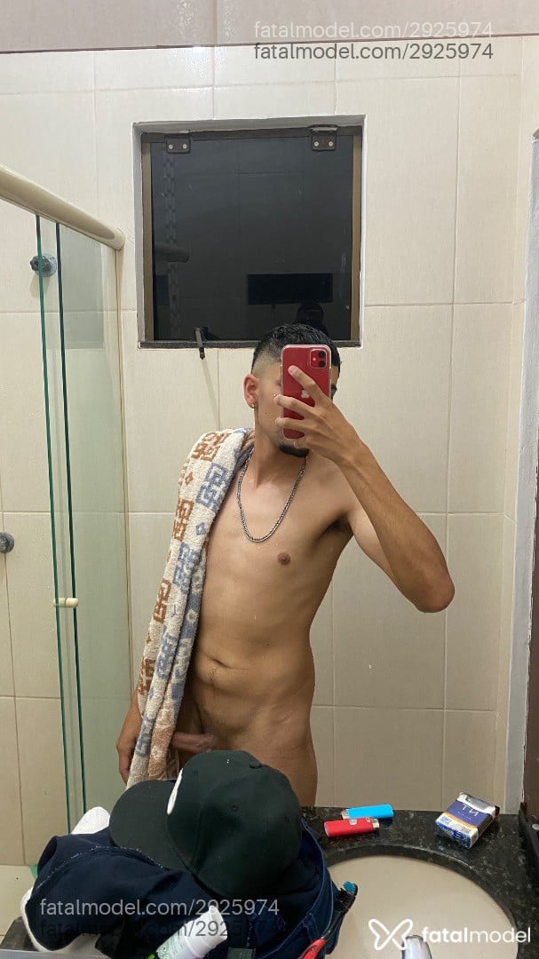Acompanhante homem morena (o) de olhos castanhos em Londrina - Alexandre Eduardo