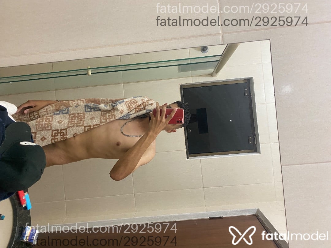 Acompanhante homem morena (o) de olhos castanhos em Londrina - Alexandre Eduardo