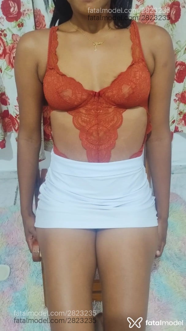 Acompanhante mulher morena (o) de olhos pretos em Coronel Fabriciano Acompanhante mulher morena (o) de olhos pretos em Coronel Fabriciano - Vitoria
