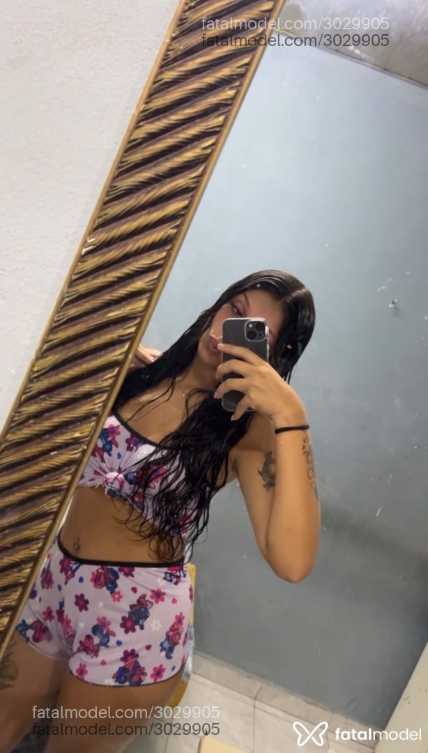 Acompanhante mulher morena (o) de olhos castanhos em Rio de Janeiro - Larissa Hotlips