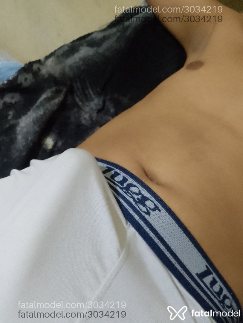 Acompanhante homem morena (o) de olhos mel em Volta Redonda - Humberto