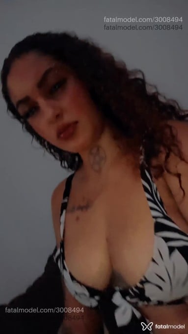 Acompanhante mulher com cabelo castanho de olhos castanhos em Uberlândia - Lilithy