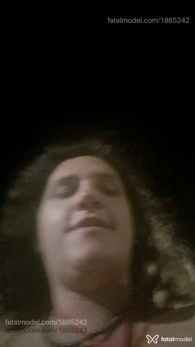 Acompanhante mulher trans com cabelo castanho de olhos mel em Marília - Daiana Colombera