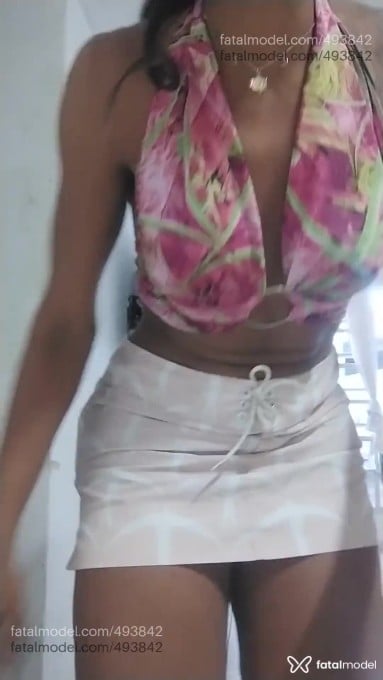 Acompanhante travesti com cabelo castanho de olhos castanhos em Belo Horizonte - Rayssa Oliveira