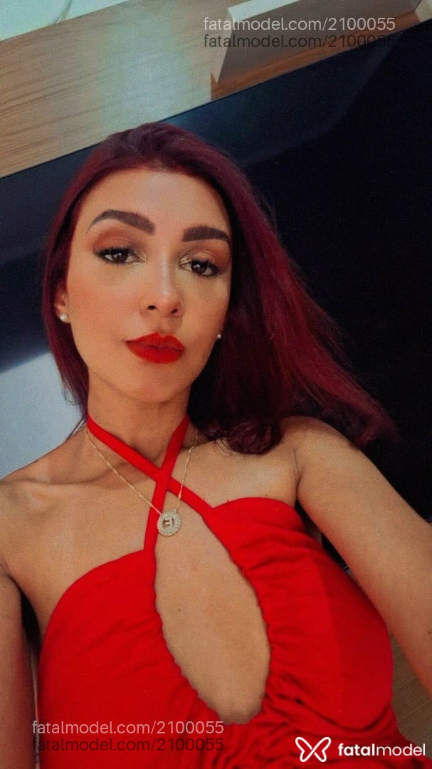 Acompanhante mulher ruiva (o) de olhos castanhos - Larah Acompanhante mulher ruiva (o) de olhos castanhos - Larah