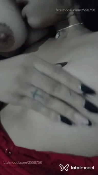 Acompanhante mulher morena (o) de olhos castanhos em Penha - Mandinha