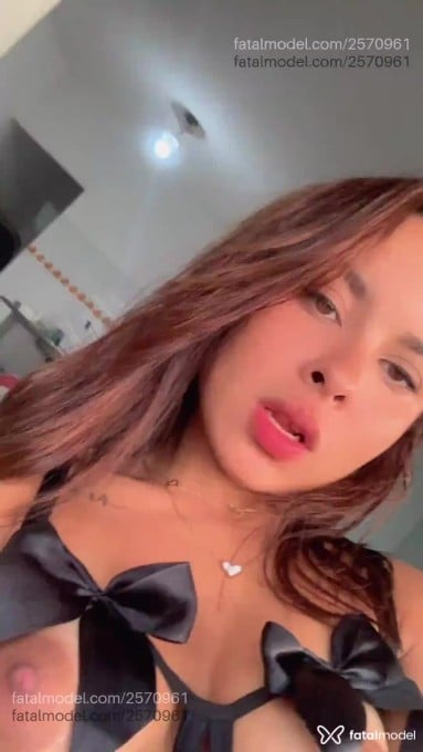 Acompanhante mulher morena (o) de olhos castanhos em Maceió - Menezes