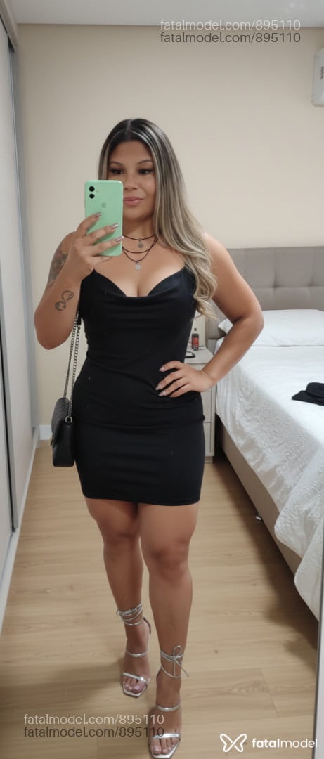 Acompanhante mulher com cabelo castanho de olhos castanhos em Divinópolis Acompanhante mulher com cabelo castanho de olhos castanhos em Divinópolis - Escarllet