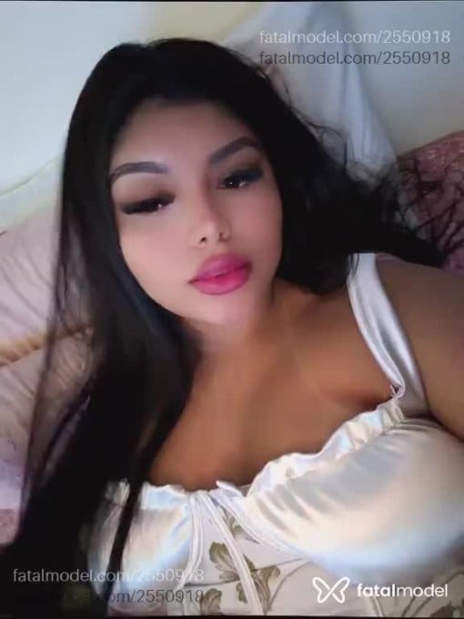 Acompanhante mulher morena (o) de olhos castanhos em Itapema Acompanhante mulher morena (o) de olhos castanhos em Itapema - Sofia