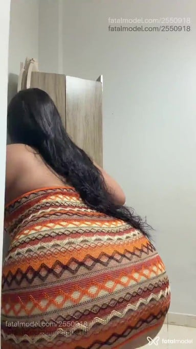 Acompanhante mulher morena (o) de olhos castanhos em Itapema Acompanhante mulher morena (o) de olhos castanhos em Itapema - Sofia