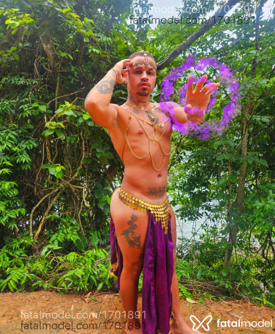Acompanhante homem loira (o) de olhos castanhos em Virtual - Erosdott