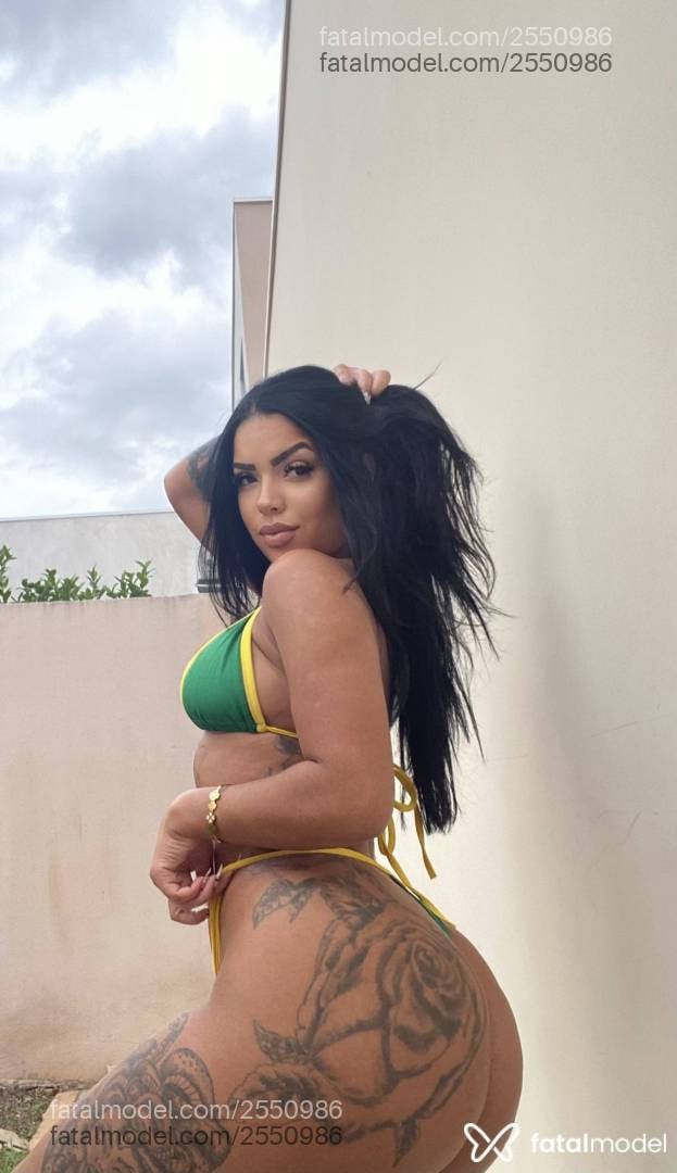 Acompanhante mulher morena (o) de olhos castanhos em Apucarana - Aline Bittencourt