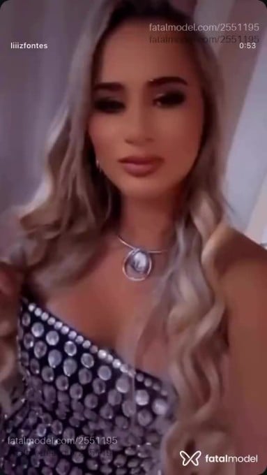 Acompanhante mulher loira (o) de olhos castanhos em Guaíra - Bianca Rios
