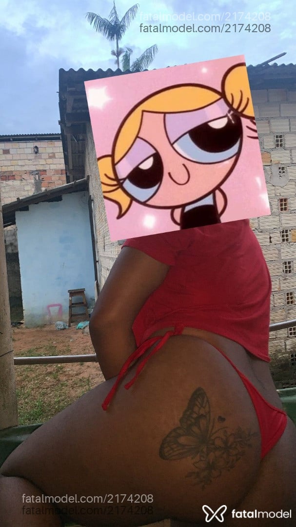 Acompanhante mulher trans morena (o) de olhos castanhos em Capanema - Vitória
